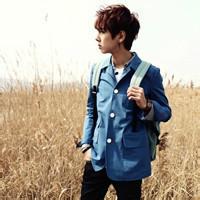 文艺范男生qq头像图片_WWW.WHOISQQ.COM