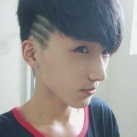 帅气靓仔男生头像图片带_WWW.WHOISQQ.COM
