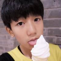 男生头像图片王源_WWW.WHOISQQ.COM