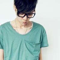 绿衣服的男生头像图片_WWW.WHOISQQ.COM
