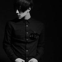 qq头像图片爱酷流年男生_WWW.WHOISQQ.COM