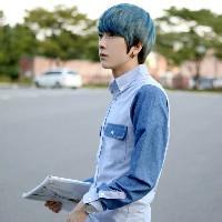 qq头像图片爱酷流年男生_WWW.WHOISQQ.COM