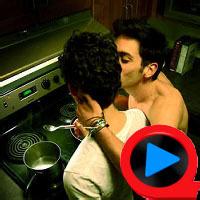 简约面具男生头像图片_WWW.WHOISQQ.COM