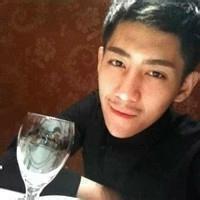 有胡子qq头像图片男生_WWW.WHOISQQ.COM