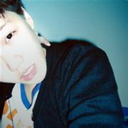 阳光个性男生头像图片_WWW.WHOISQQ.COM
