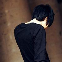 真实男生背影头像图片_WWW.WHOISQQ.COM