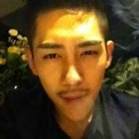qq头像图片大图全屏男生_WWW.WHOISQQ.COM