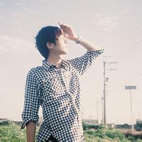 qq风景人物男生头像图片_WWW.WHOISQQ.COM