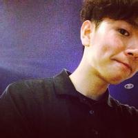 且行且珍惜男生qq头像图片_WWW.WHOISQQ.COM