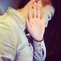 男生迷人霸气头像图片_WWW.WHOISQQ.COM