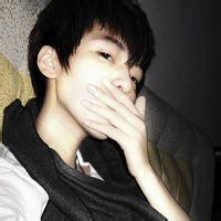 帅气时尚男生头像图片_WWW.WHOISQQ.COM