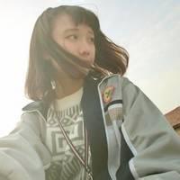 qq背影头像图片男生背书包_WWW.WHOISQQ.COM