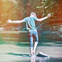 个性头像图片扑克男生_WWW.WHOISQQ.COM