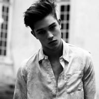 qq头像图片男生农村小伙_WWW.WHOISQQ.COM