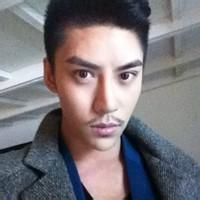 男生头像图片留胡子_WWW.WHOISQQ.COM