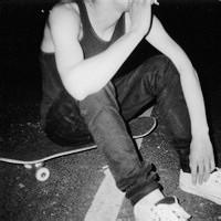 qq男生吸烟免费头像图片_WWW.WHOISQQ.COM