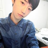 男生牛仔衣服头像图片_WWW.WHOISQQ.COM