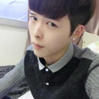 23岁男生头像图片_WWW.WHOISQQ.COM