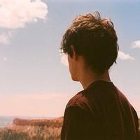 深沉男生qq头像图片_WWW.WHOISQQ.COM