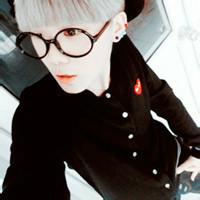 男生伸手头像图片_WWW.WHOISQQ.COM
