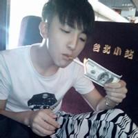 qq男生真人纹身头像图片_WWW.WHOISQQ.COM