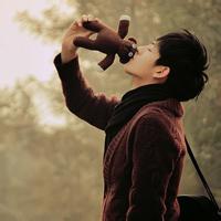 男生高兴头像图片_WWW.WHOISQQ.COM