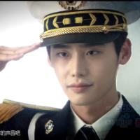 李钟硕qq男生头像图片_WWW.WHOISQQ.COM