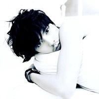 霸气非男生白发头像图片_WWW.WHOISQQ.COM