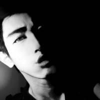 q友男生头像图片小清新_WWW.WHOISQQ.COM