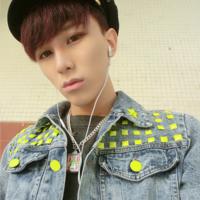 qq头像图片男生英伦带字_WWW.WHOISQQ.COM