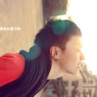 qq头像图片男生奔跑_WWW.WHOISQQ.COM