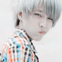 qq头像图片20岁男生_WWW.WHOISQQ.COM