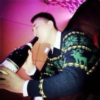 男生露脚踝头像图片_WWW.WHOISQQ.COM