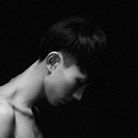 暖暖的男生头像图片_WWW.WHOISQQ.COM