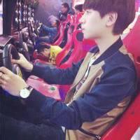 红白男生头像图片_WWW.WHOISQQ.COM