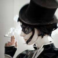 男生蒙眼蒙嘴头像图片_WWW.WHOISQQ.COM