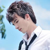 非主流男生清新头像图片_WWW.WHOISQQ.COM