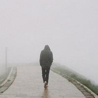 qq孤独头像图片男生heise_WWW.WHOISQQ.COM