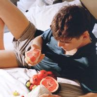 欧美控男生头像图片_WWW.WHOISQQ.COM