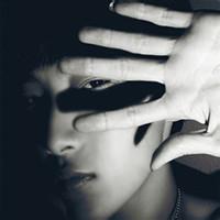 qq闪图头像图片男生帅气_WWW.WHOISQQ.COM