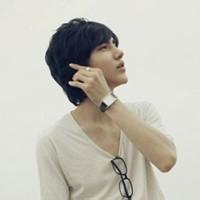 qq男生清新头像图片大全_WWW.WHOISQQ.COM