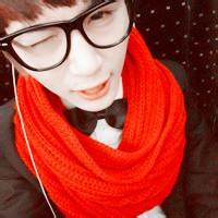 qq头像图片红色悲伤男生_WWW.WHOISQQ.COM