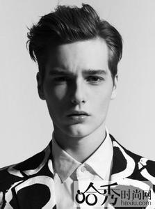 三七分男生头像图片_WWW.WHOISQQ.COM