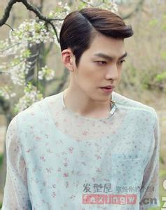三七分男生头像图片_WWW.WHOISQQ.COM