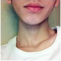 2张男生头像图片呆逼_WWW.WHOISQQ.COM