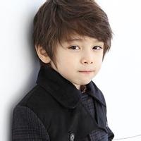 男生纯洁头像图片_WWW.WHOISQQ.COM