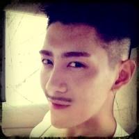 胡子男生霸气拽头像图片_WWW.WHOISQQ.COM
