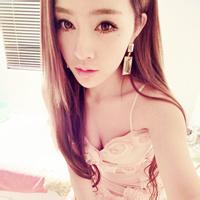 男生踹女生头像图片_WWW.WHOISQQ.COM