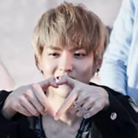 一滴泪的男生 头像图片_WWW.WHOISQQ.COM