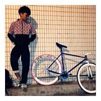 qq头像图片男生有自行车_WWW.WHOISQQ.COM